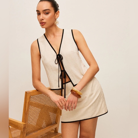 34 Commense Cotton & Linen Contrast Trim V-Neck Skirt Set - Picture 2 of 6